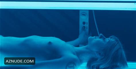 Browse Celebrity Tanning Bed Images Page 1 Aznude