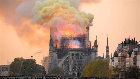 Toutes les diffusions au coeur de l'océan. Netflix : l'incendie de Notre-Dame de Paris au cœur d'une ...