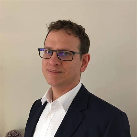 .norwegische wasserstoffrakete, die gestern in oslo an die börse ging und gleich mal 50 % zulegte. Dr. Thorsten Weber - Director Program Management - Hexagon ...
