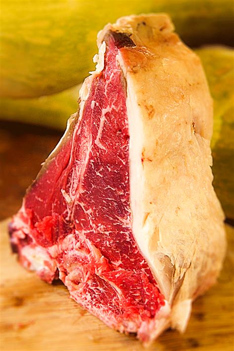 Remove the steaks from the refrigerator, rinse under water, pat dry with paper towels and allow to sit at move the steaks frequently, approximately every 2 minutes or so, for even cooking and a crispy. FLORENTINE STEAK (Bistecca alla Fiorentina) - history and ...