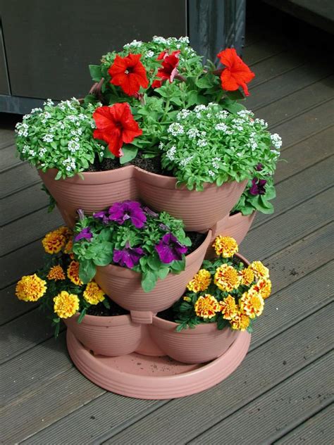 Stacked Pot Herb Garden Garden Design Ideas