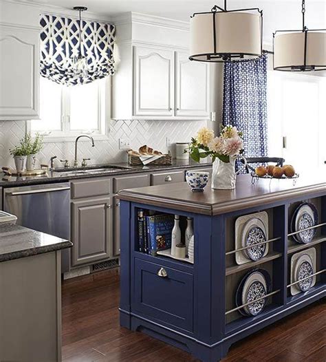 Navy blue painted kitchen cabinets. Tabulous Design: Color Inspiration: Blue & Gray