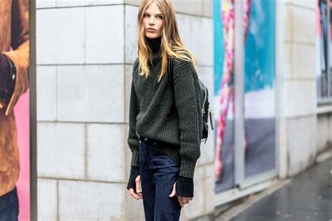 The 5 Sweaters Every Stylish Girl Owns Cool Street Fashion Sweater