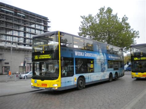 Hinsichtlich werden sie es verwenden? MAN Lion's City DD (Doppelstock) auf der Linie 245 nach S ...