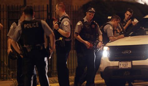 With Violence Surging Chicago Police Arrest 100 Targeting Gang