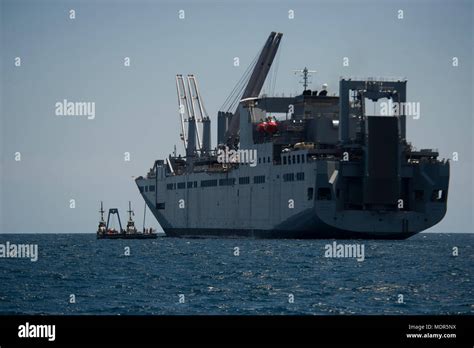 Improved Navy Lighterage System Inls Warping Tug 11 Hip Tows The Inls