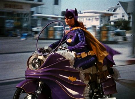 60s Batgirl Dies At 78 Inquirer Entertainment