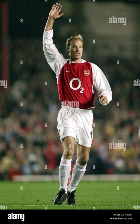 Dennis Bergkamp Arsenal Fc Highbury London England 10 December 2002