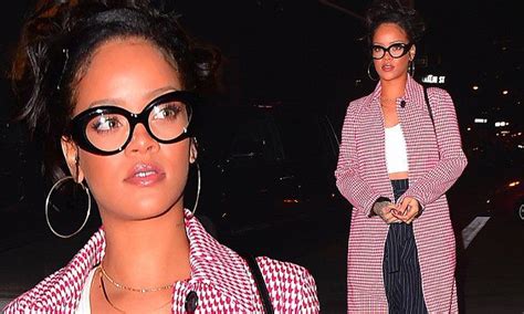 Rihanna Oozes Specs Appeal In Fashionable Thick Rimmed Frames Fashion