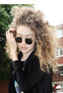 Gigi Hadids Curly Hair — See Her Volumized Curly Hairstyle In London