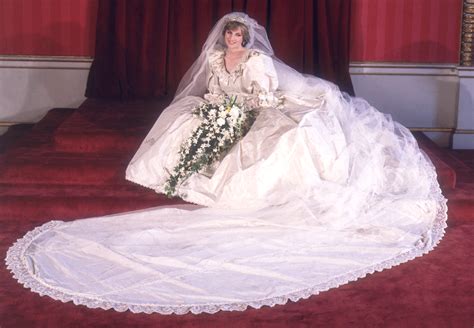 The bbc news app is available from the apple app store for iphone and google play store for android. BonnieProjects: Wedding Dress Wednesday: Button-off ...