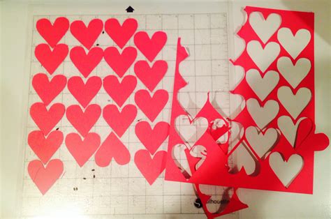 3 D Heart Paper Garlands Easy Diy Valentine Decorations Miss Bizi Bee