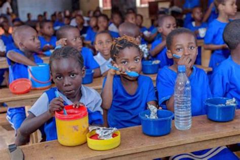 School Feeding 37589 Households In Lagos To Get Foodstuff At Home