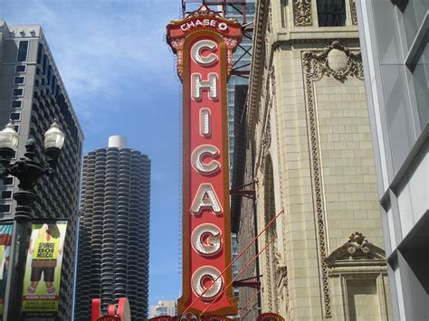 Chicago State Street Chicago Theater Marina City House Of Blues