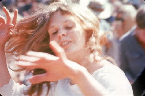 33 Fotos Del Verano Del Amor Que Capturan A Los Hippies En Su Apogeo