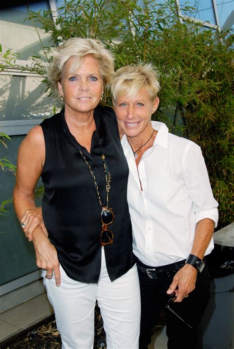 Meredith Baxter S Enormous Breasts Plagued Her Life Breast Cancer