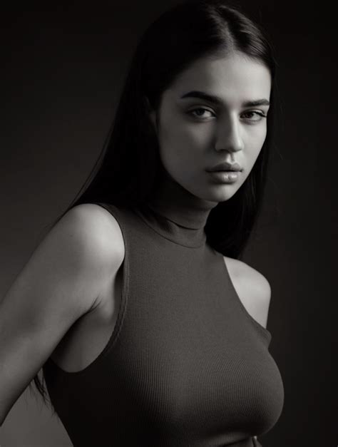 Adriana Ilioska Model Agency Ice Model Mgmt