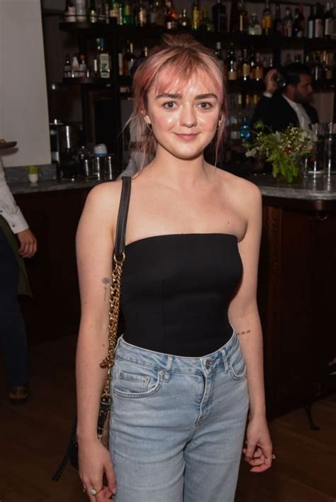 Maisie Williams Page 6 Hawtcelebs