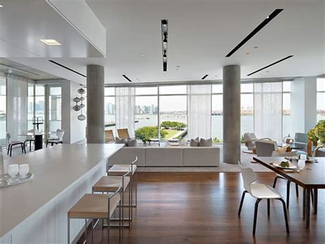 Columns interior design, traditional luxurious styles very well columns interior design stainding make great home decorations adding architectural detail simple plain interiors these can acquired various sizes shapes. Columns In Interior Design - Decorating Ideas by Sheldon ...