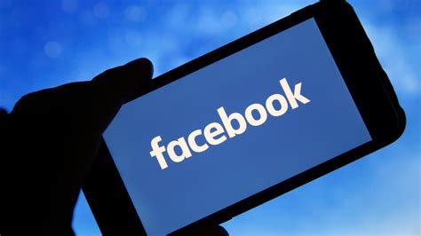 mom sues mark zuckerberg s meta claiming seven year old daughter s facebook addiction drove her