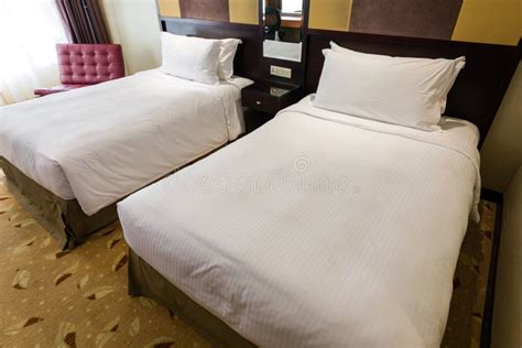 Generic Hotel Bed Room Stock Image Image Of Hotels Interior 6789725