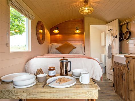 Brook Cottage Shepherds Huts Marared Visitwales