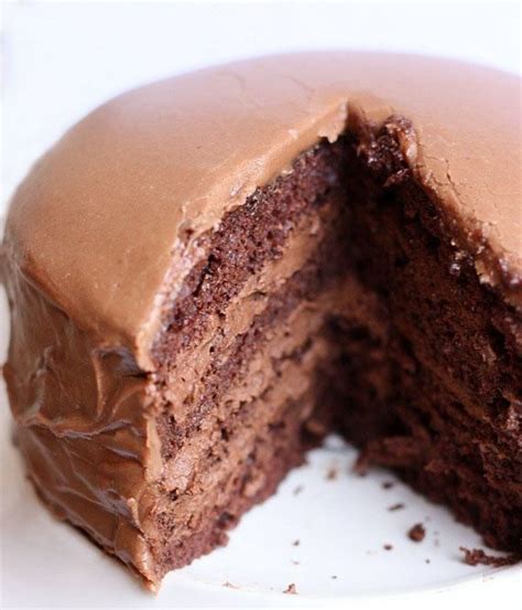 Who could beat this cheesecake filled chocolate bundt cake with its rich yet tender chocolate cake, surprise cheesecake filling, and thick fudgy glaze? What should I fill my chocolate cake with? What are the ...
