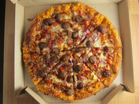 Review Pizza Hut Bbq Bacon Cheeseburger Pizza