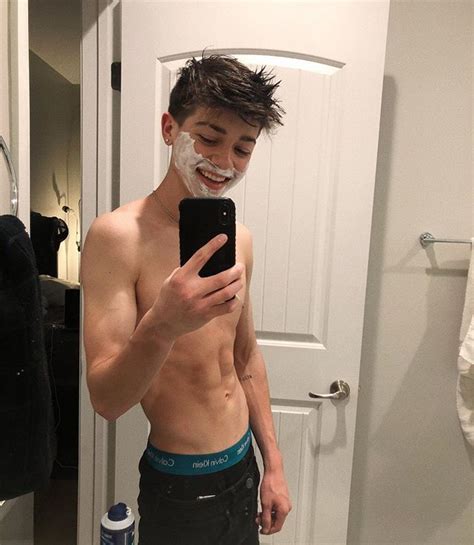 Joey Birlem Auf Instagram I Think This Is Called Post Shave