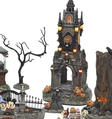 Disney Halloween Village Haunted House 12 Piece Set Mickey Goofy Donald