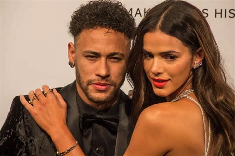 Neymar Wife All Information Of Neymar And His Girlfriend Brumar