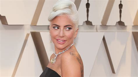 Lady Gaga Goes Makeup Free And Rocks Pink Hair In New Selfie Hollywood Life