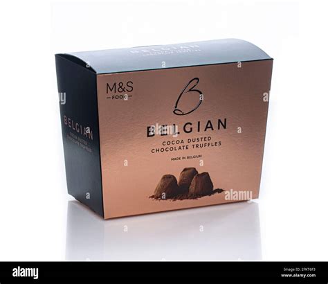 Marks And Spencers Belgian Cocoa Dusted Chocolate Truffles Hi Res Stock Photography And Images