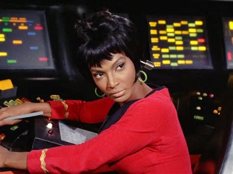 Nichelle Nichols Teniente Uhura En Star Trek Muere A Los 89 Años Npr