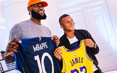 Présent à paris, lebron james a échangé avec kylian mabppé, lui réservant un savoureux surnom sur les réseaux sociaux. Does Nike prepare a "Kylian Mbappè x LeBron James" collection?