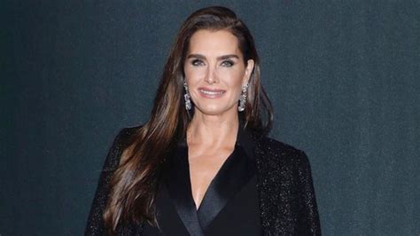 Brooke Shields Heads Into 2020 In Stunning Blue Lagoon Form Oversixty