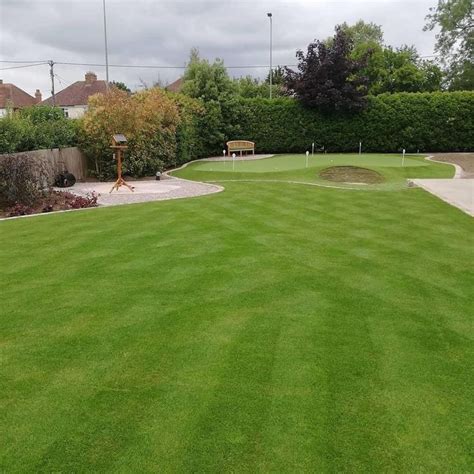 Perfectly Green Proline Putting Green Turf Artificial