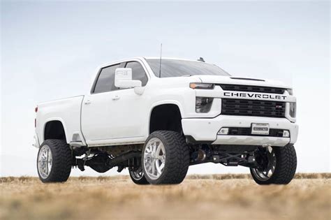 2020 2023 L5p Duramax Cognito 7 Performance Lift Kit With Fox Psrr 2