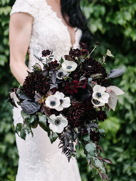 Check spelling or type a new query. Beautiful Fall Wedding Bouquets to Inspire Your Big Day