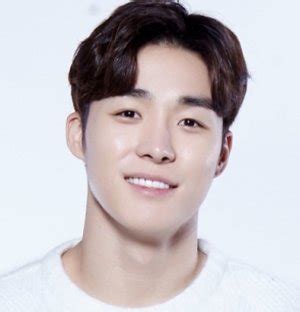 He is an actor, known for goodbye and hello (2015), phoenix 2020 (2020). Seo Ha Joon (서하준) - MyDramaList