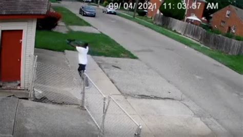 Detroit Police Release Video Of Suspect In Labor Day Weekend Shooting