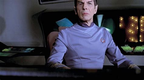 Leonard Nimoy Le Docteur Spock Dans Star Trek Hospi­ta­lisé Durgence