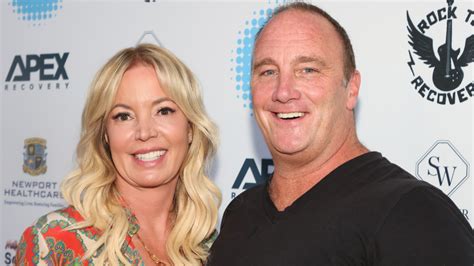 Lakers Owner Jeanie Buss Just Got Engaged To Snl Alum Jay Mohr