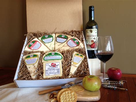 Perfect gifts for cheese lovers. Asst Gift Box - Steve's Cheese