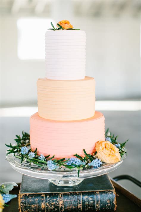 10 Peach Colored Wedding Cakes Rustic Photo Peach And Burlap Wedding