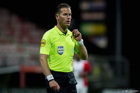 Danny desmond makkelie (born 28 january 1983) is a dutch professional football referee. Scheidsrechters Kuipers en Makkelie aangewezen voor EK ...