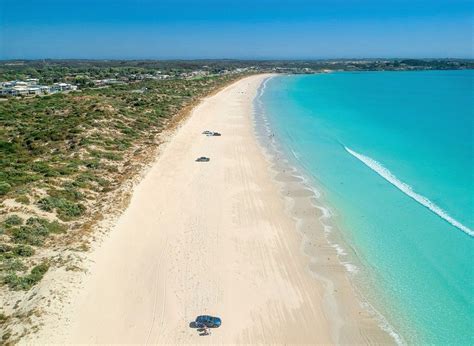 Be the first to discover secret destinations, travel hacks, and more. Discover South Australia's Limestone Coast | Travel Insider