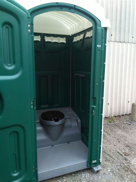 Portable Toilet Hire Professional Service Toilets