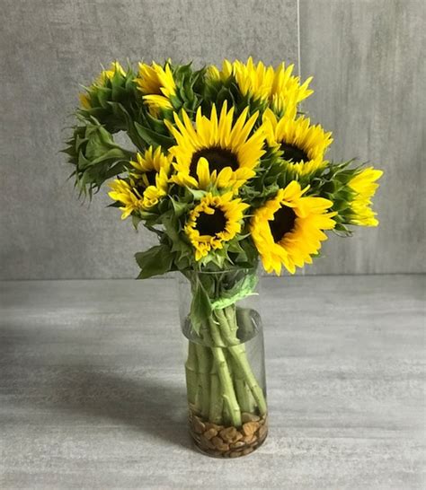 Sunflower Vase Arrangement Creative Blooms