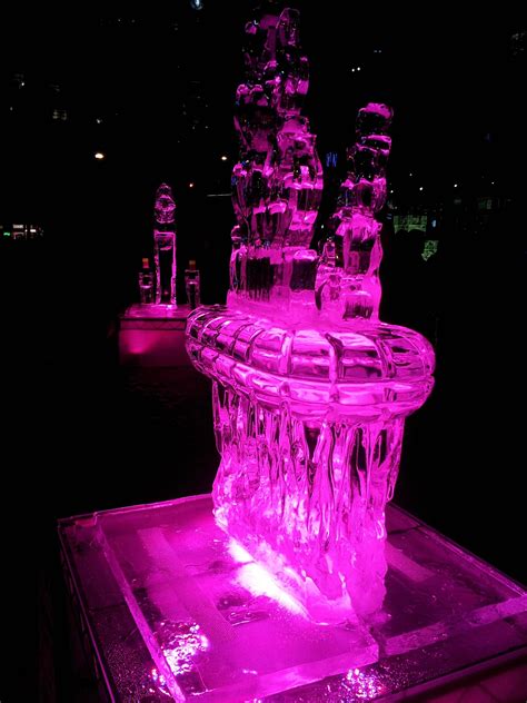 Ice Sculpture At Illuminate Yaletown Ice Sculptures Snow Sculptures Sand Sculptures